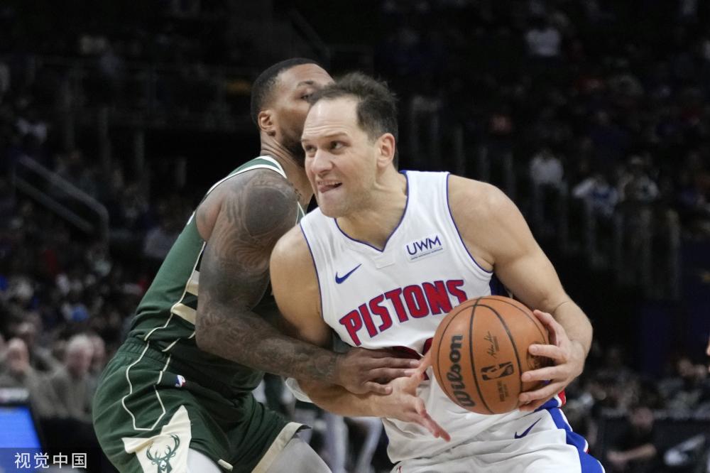 当他年少时 当他年少时