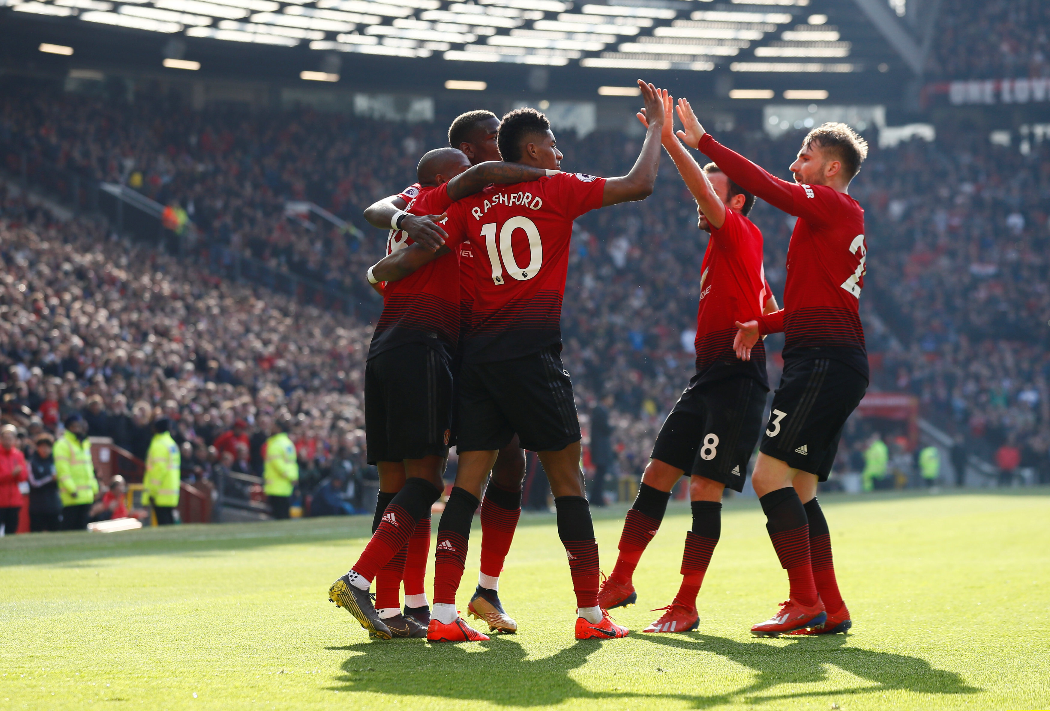 不仅仅是商 不仅仅是商